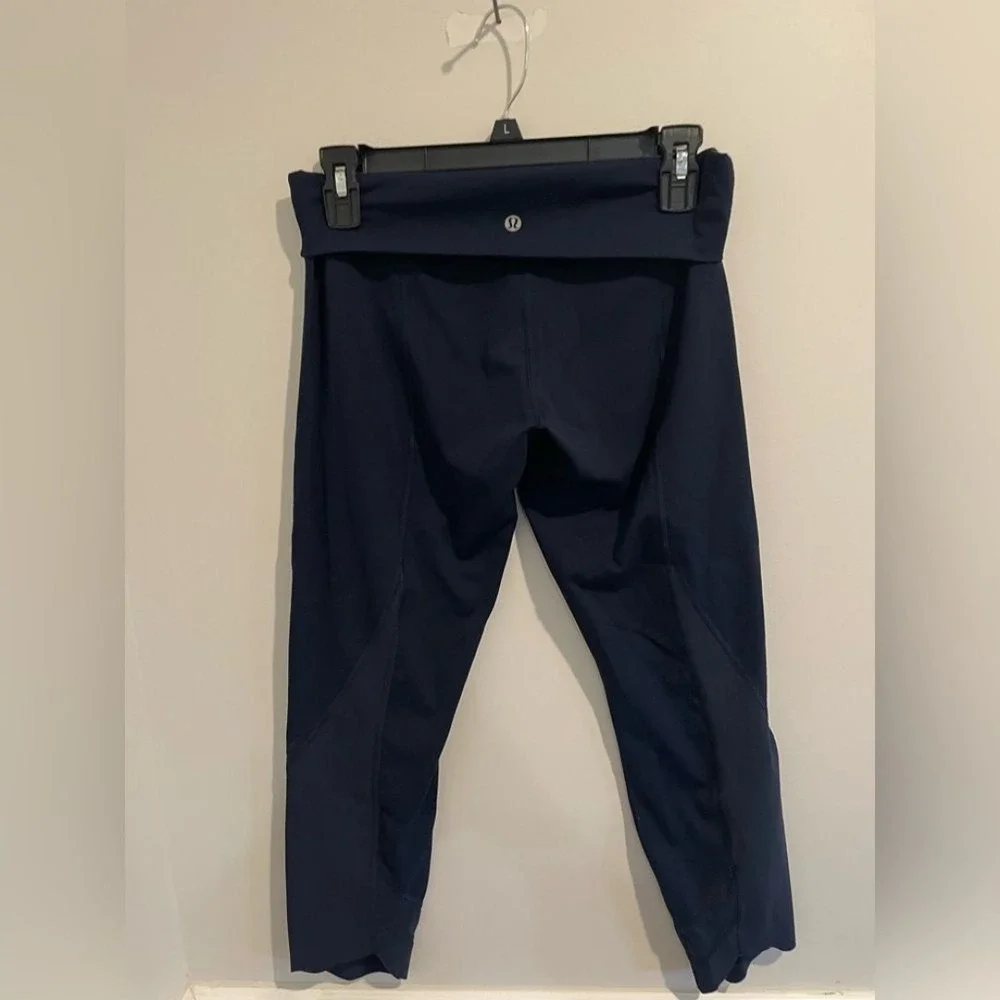 Lululemon‎ X Barry's Black Scalloped Ankle Mesh Insert Leggings